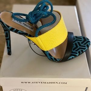 Steve Madden Brand New Shoes size 8